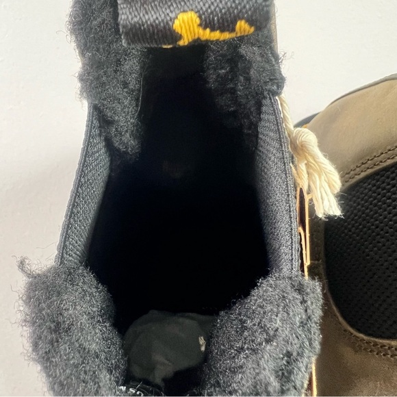 Dr. Martens 2976 Fleece Lined Olive Unisex Chelsea Boot Size 11 or 12 SKU#241009 - Picture 9 of 11